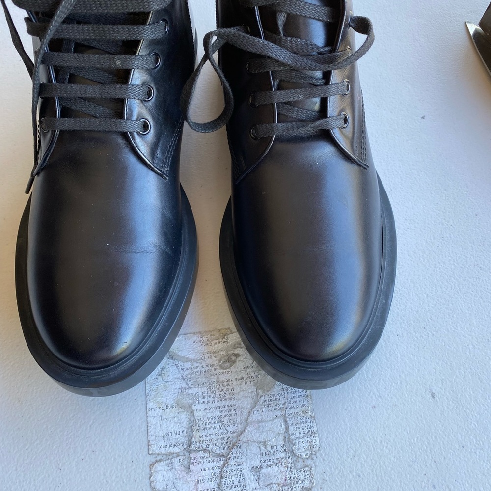 Gucci authentic boot size 11.5 with box